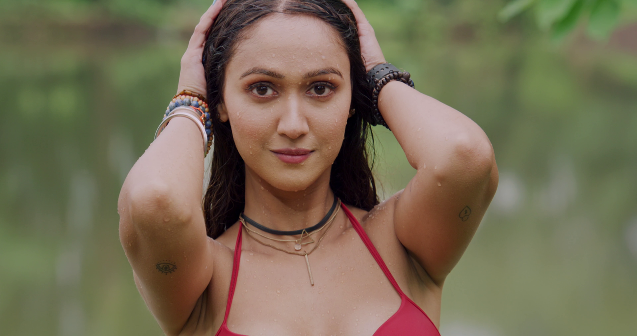 vlcsnap-2023-09-01-17h44m00s622