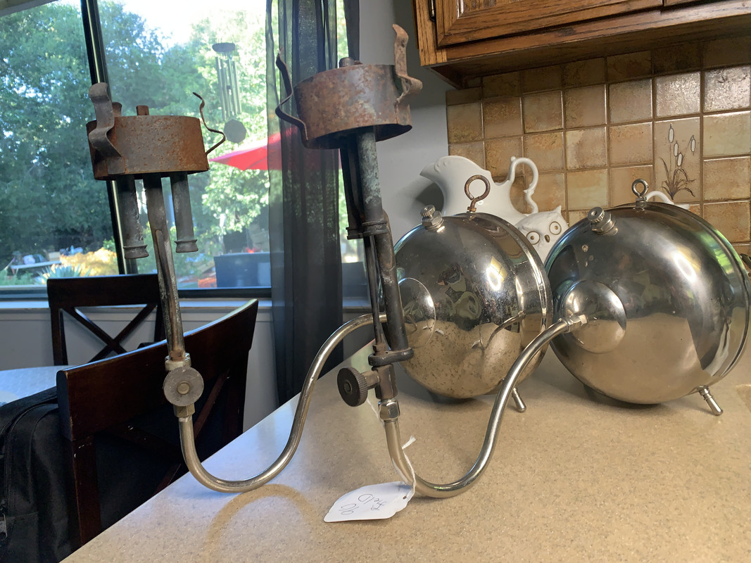 70E1EAEC-D8DB-4B00-BB94-AEE54FA773B8