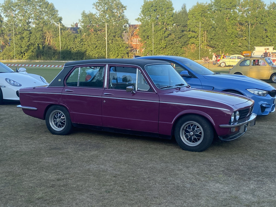 F3A9F501-4C5D-438C-A003-AB13EA04C3F0