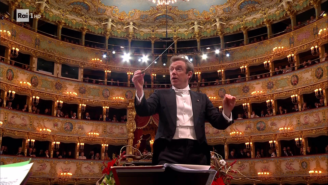 Rai 1 HD e Rai 5 HD confronto (5)