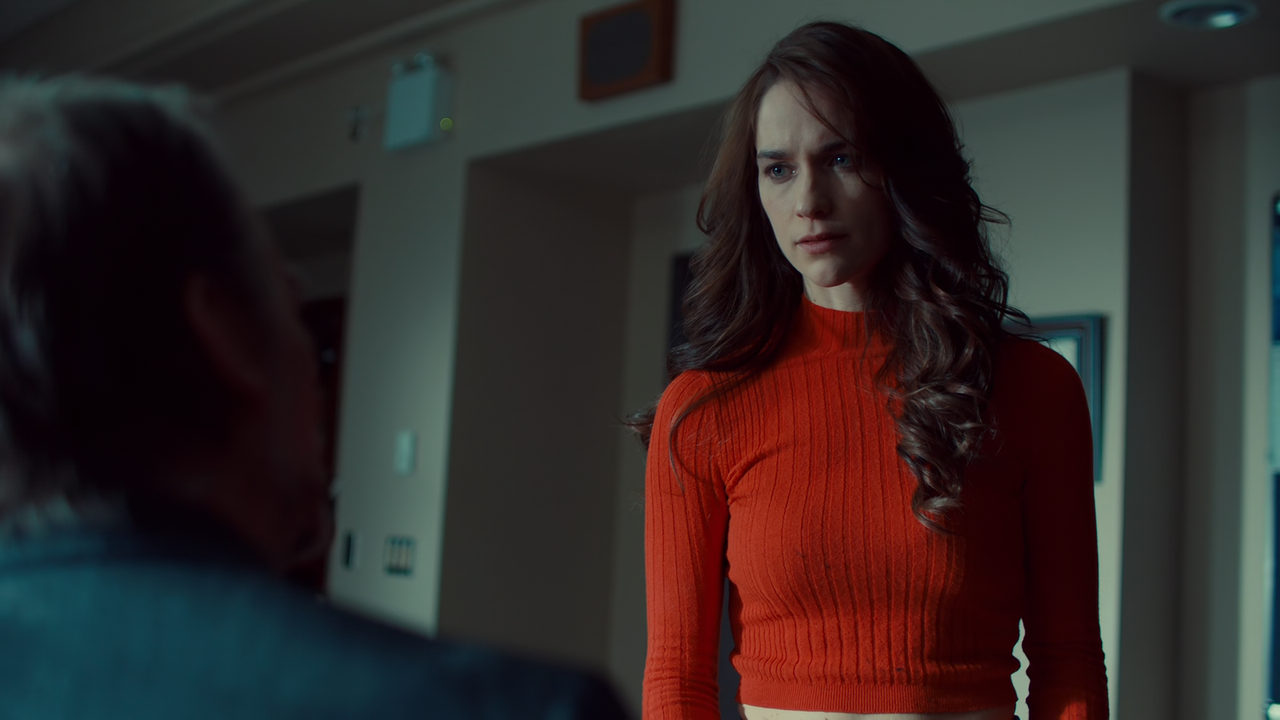 Wynonna.Earp.S03E04.No.Cure.For.Crazy.1080p.10bit.BluRay.AAC5.1.HEVC-Vyndros.mkv_snapshot_36.28_[202