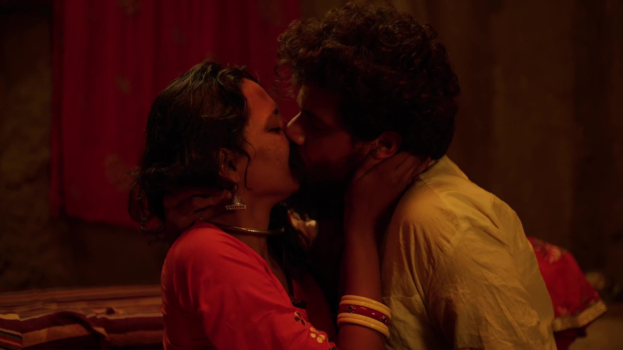 [Image: vlcsnap-2025-10-28-19h25m33s596.jpg]