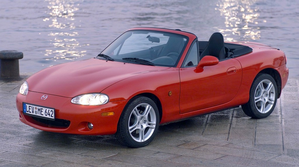 Mazda-MX5 (2000-05)