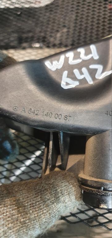 Патрубок впускного коллектора