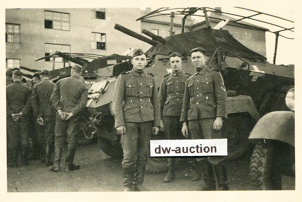 8 Rad Spähpanzer Elite mit Schriftzug Name