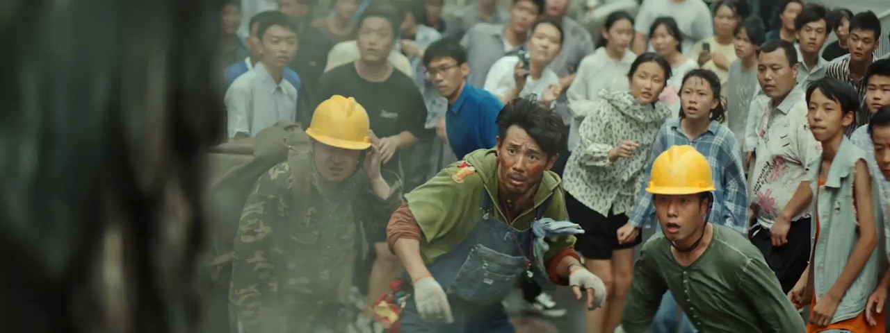 Island Python 2025 WebRip [Hindi + Chinese] 480p 720p ESub Screenshot