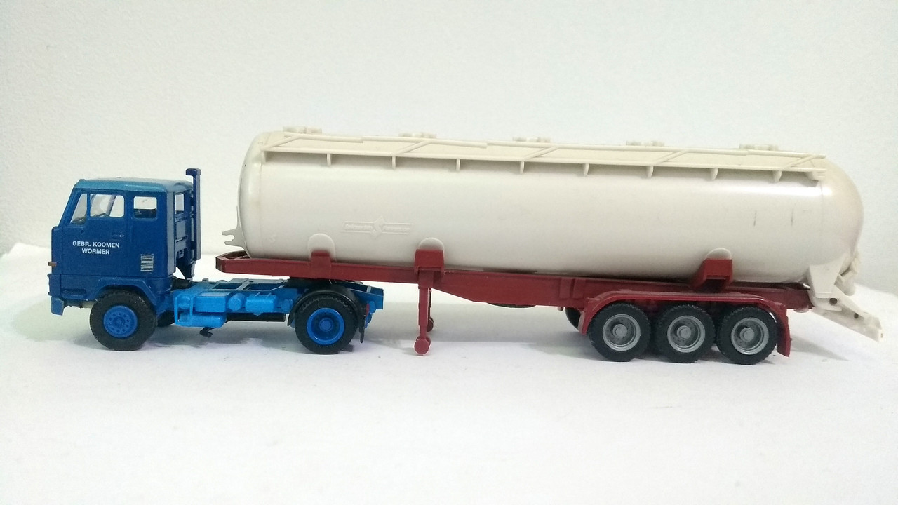 Mach (2356)