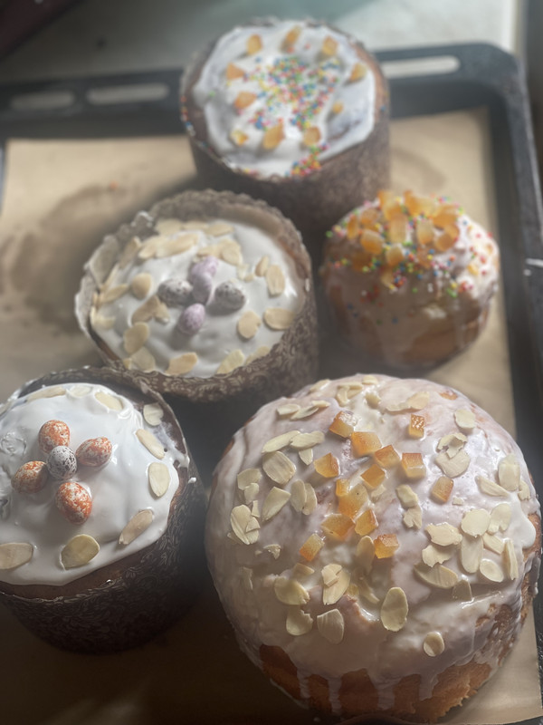 AA2EB7F1-C4C9-4A5E-88C0-E966129C8BF6