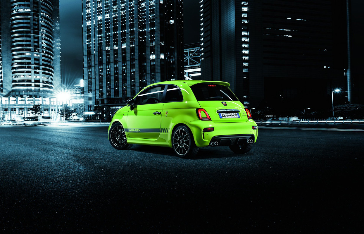 2019 Abarth 595 Competizione (5)