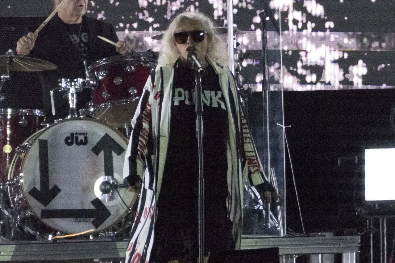 Blondie