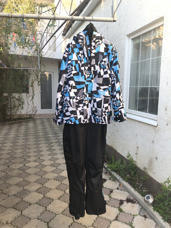 F5189CAC-9077-4841-BDEC-8817CDF3CAF4