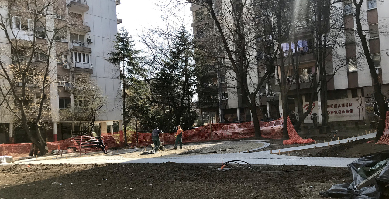 B4FB72A9-D908-475C-9DCC-514DD742CF41