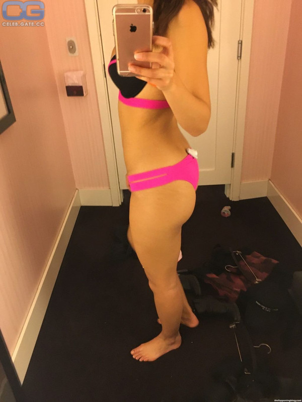 aubrey-cleland-leaks-83466