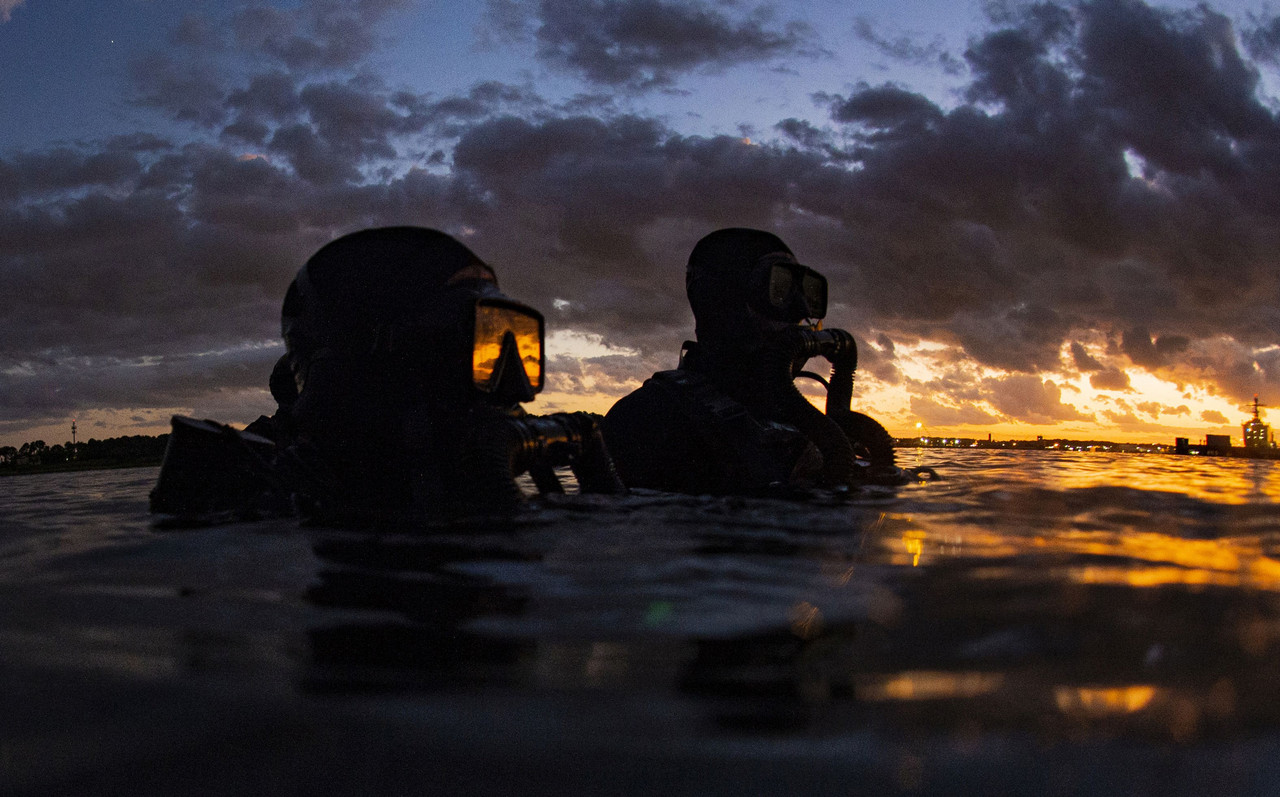 U.S. Naval Special Operators from Naval Special Warfare (NSW)003