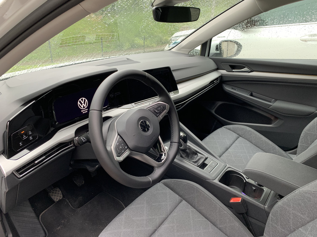 12B1A0E3-670B-467C-9077-8904EFDC478F