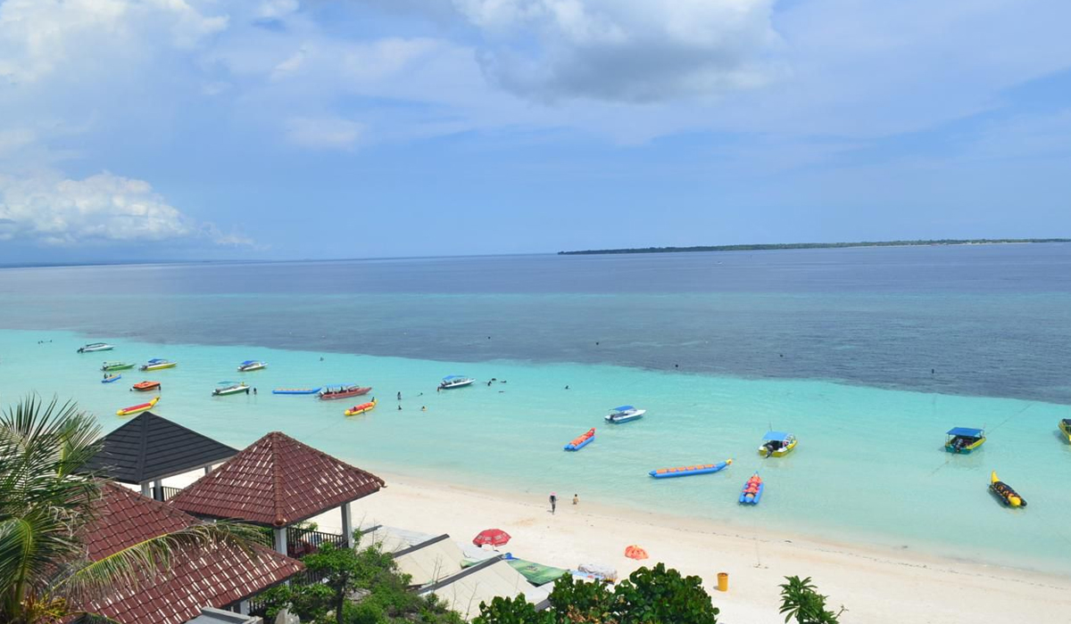 Menjelajah Keindahan Tanjung Bira yang Bikin Hati Tenang dan Pikiran Fresh!