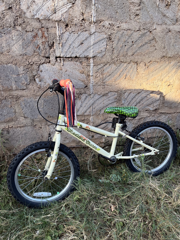 18"Apollo WoodLand Charm