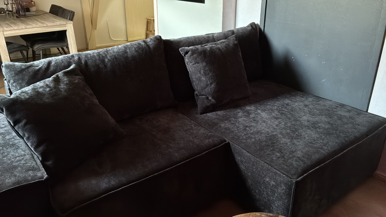 CA4124AF-999B-444B-B277-9A3253B69296