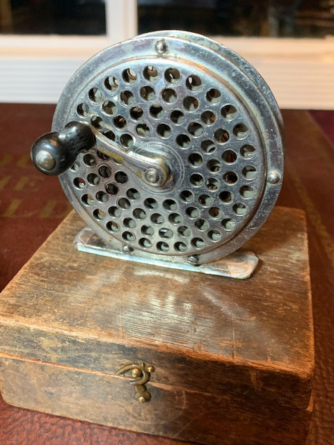 EFF0A9BD-A7E1-43FA-A85C-02D568630D9D