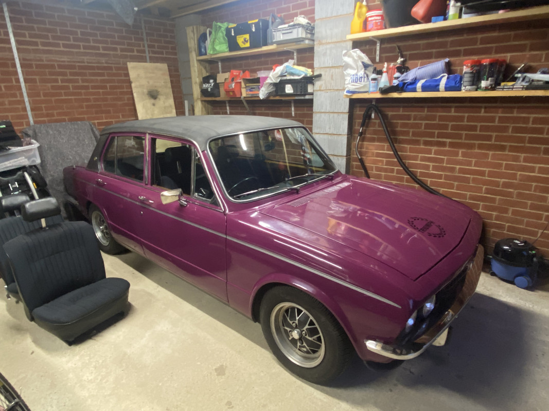 34D61ED4-4BC4-4013-B153-74515CB4C093