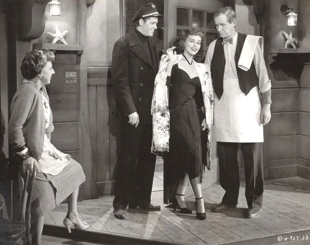 paulette_goddard_mc49