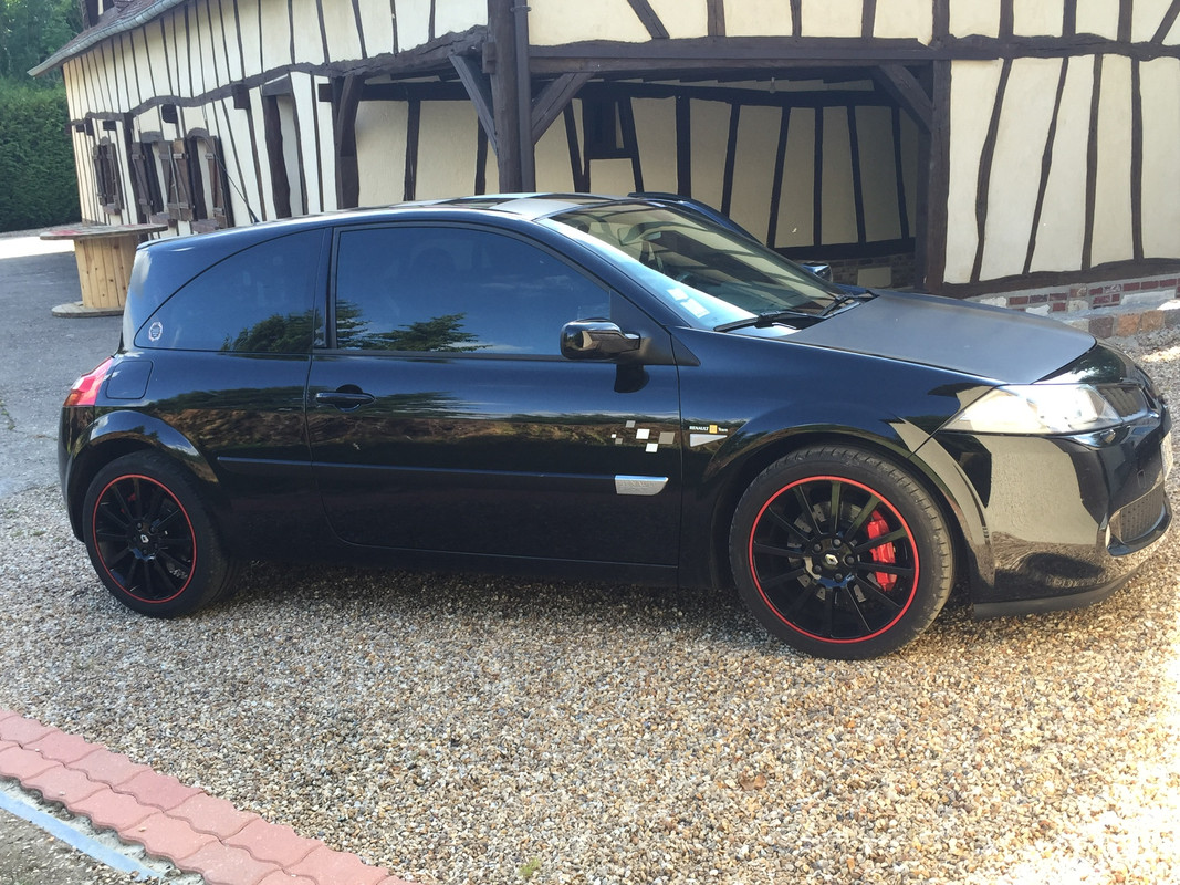 FEF69481-1687-466B-9EE9-32B612E13B3E