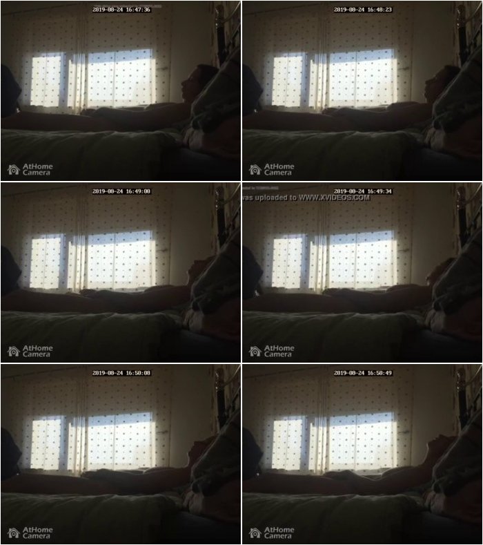 Caught-farting-and-masturbating-on-hidden-cam-3.jpg