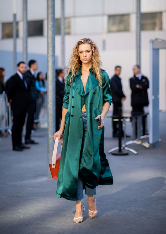 hannah-ferguson-out-at-paris-fashion-week-09-27-2018-1