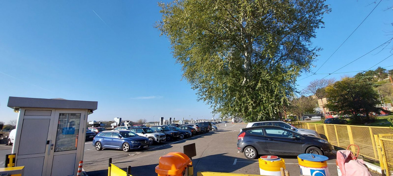 parking-2021-11-11-13-57-39-863.jpg
