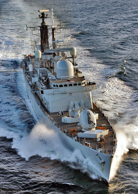 HMS Liverpool (D.92)-4