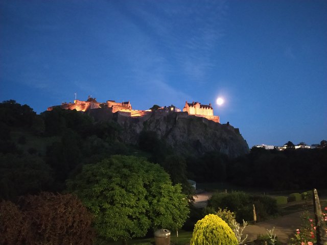 Edimburgo: Una ciudad “encantada” con mucho encanto - Blogs de Reino Unido - Día 2 El Castillo, Museos, misterios y bailes (62)