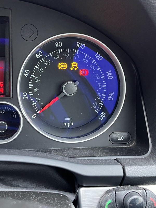 9B0DC953-0C44-4370-9811-19BEE4766912