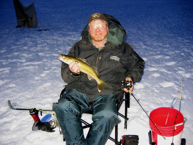 ice walleye 25