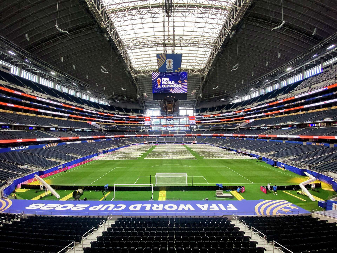 Toàn cảnh sân vận động Dallas Stadium