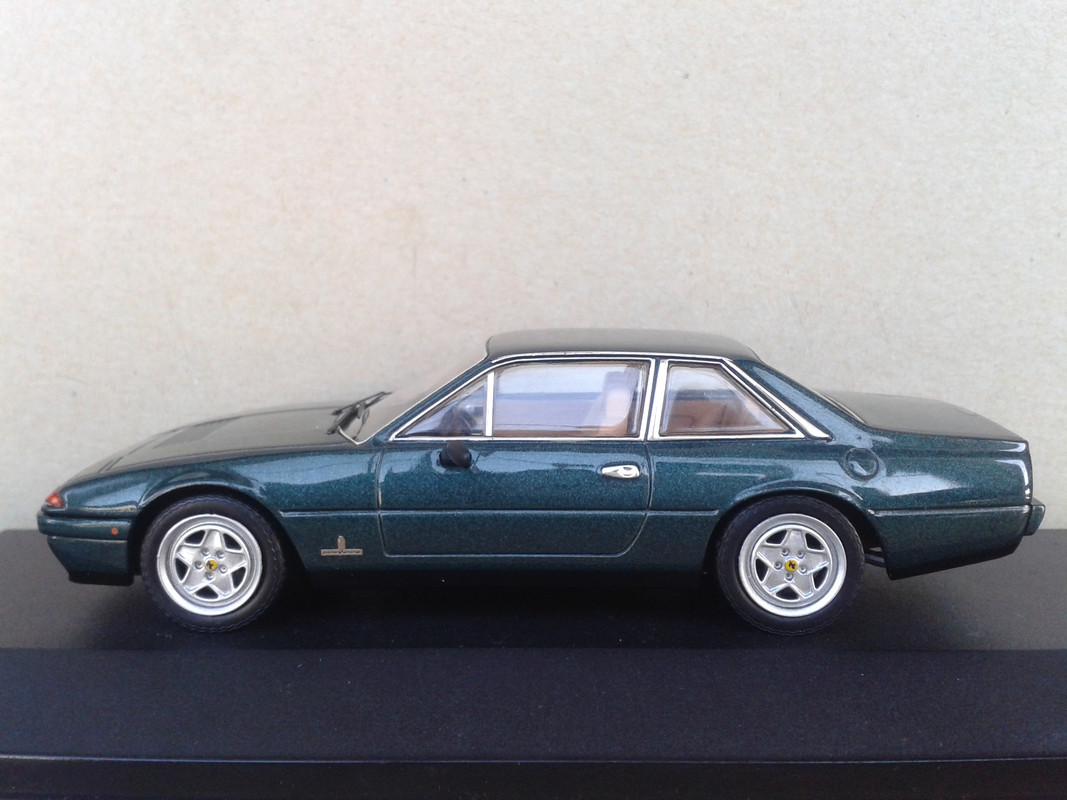 1985 Ferrari 412 (Hot Wheels Elite) (10)