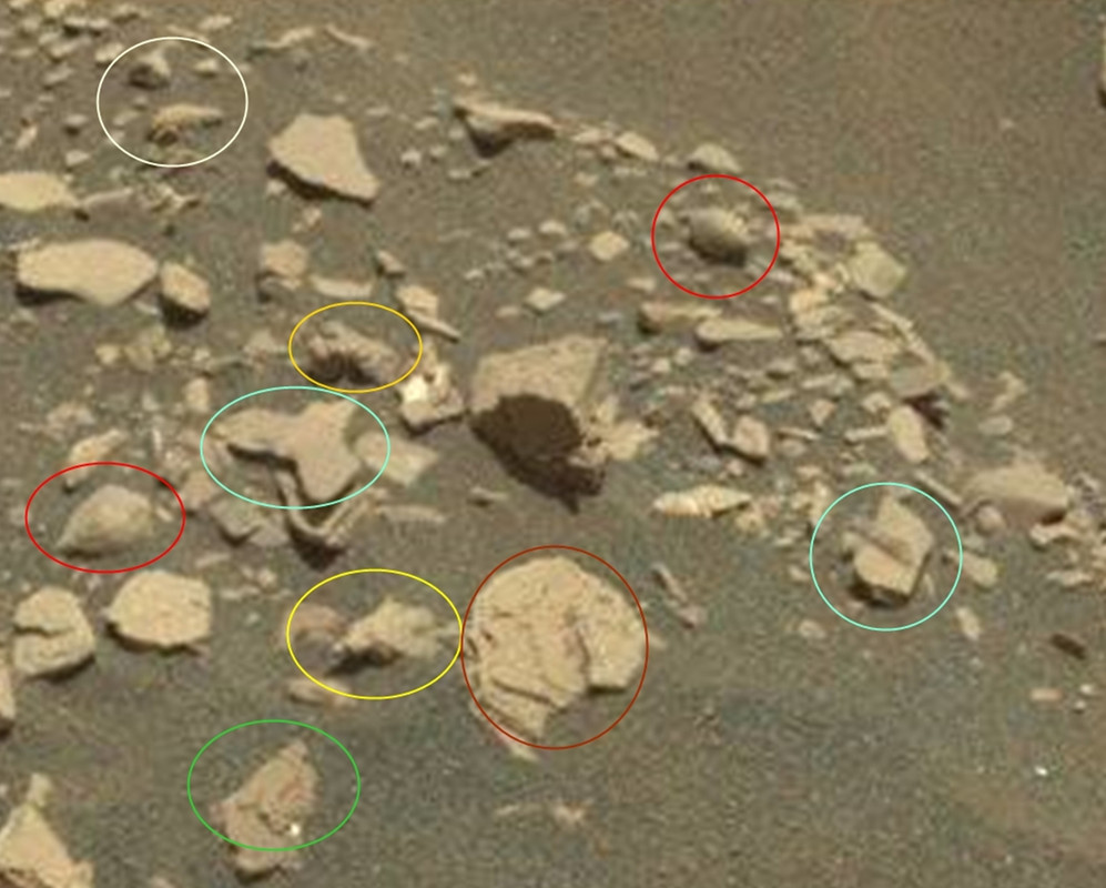 MARS: CURIOSITY u krateru  GALE Vol II. - Page 29 1-4