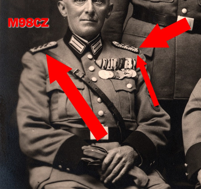 ilustrační fotka nárameníky polizei (4)