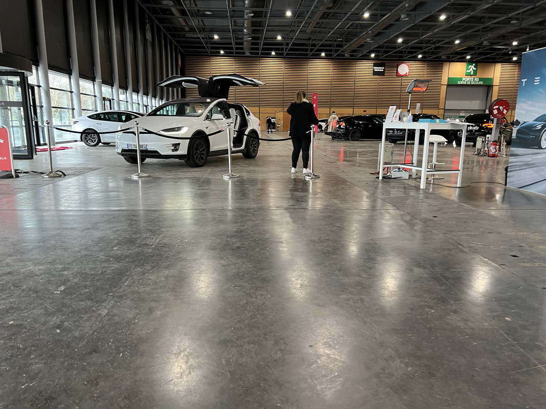 9AD5EADD-3412-4E6E-BA51-5C5012C6E119