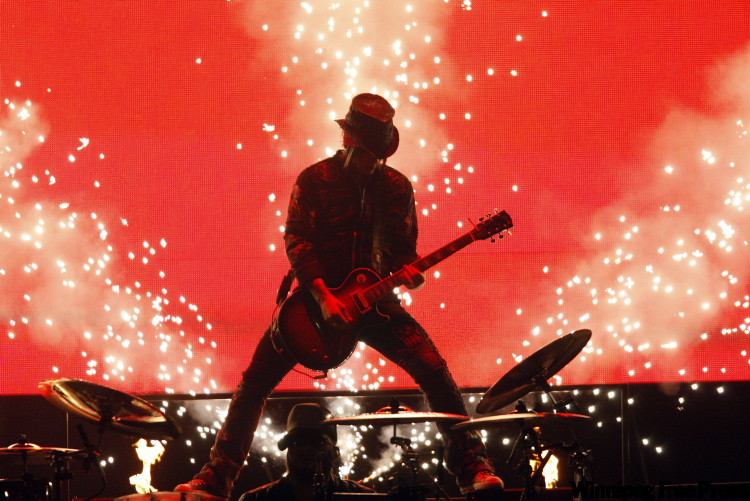 dj-ashba01.jpg