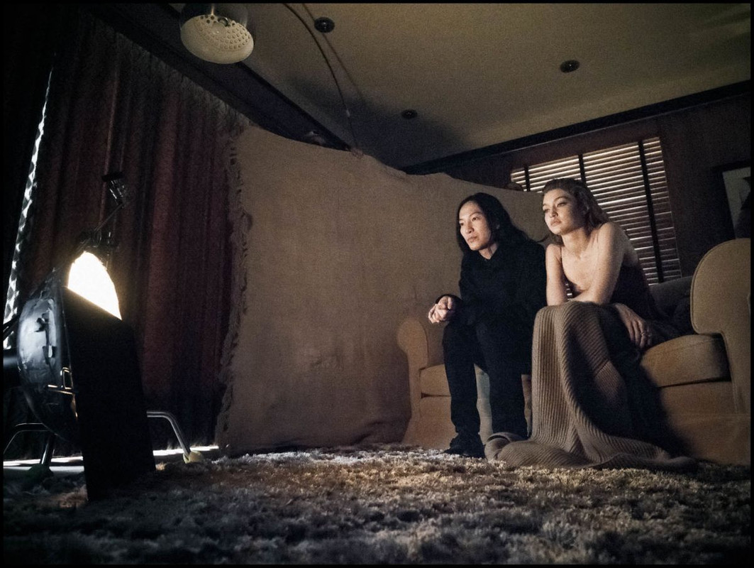 gigi-hadid-for-pirelli-2019-calendar-0