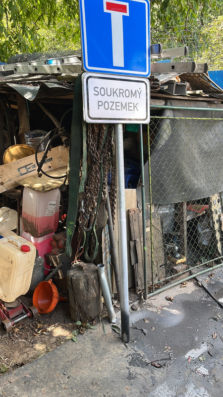 67E13E41-9A33-48BE-98AE-F8AE494FA86A