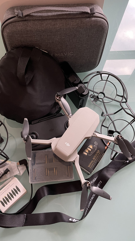 5F9B2794-E3A2-47AB-BDC7-083054AB9065