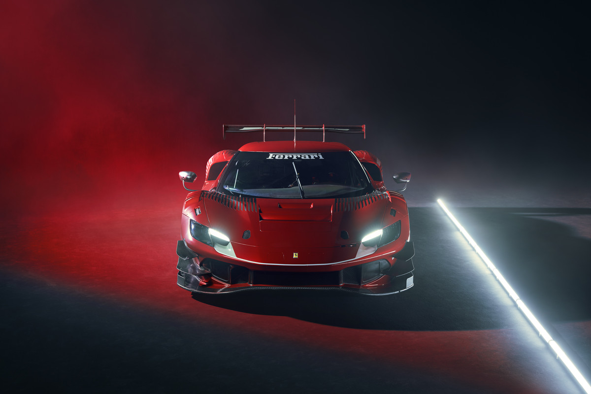 FERRARI_296GT3_2