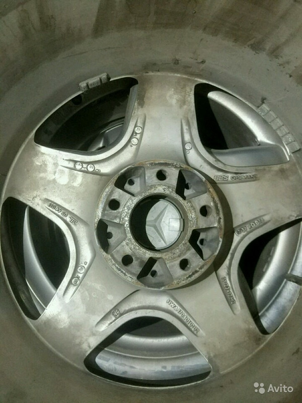 3951095320
