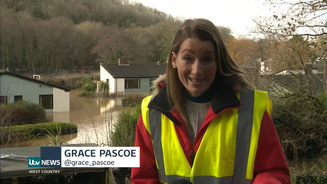 Grace Pascoe 191220.mp4_snapshot_01.08_[2020.12.19_22.42.56]