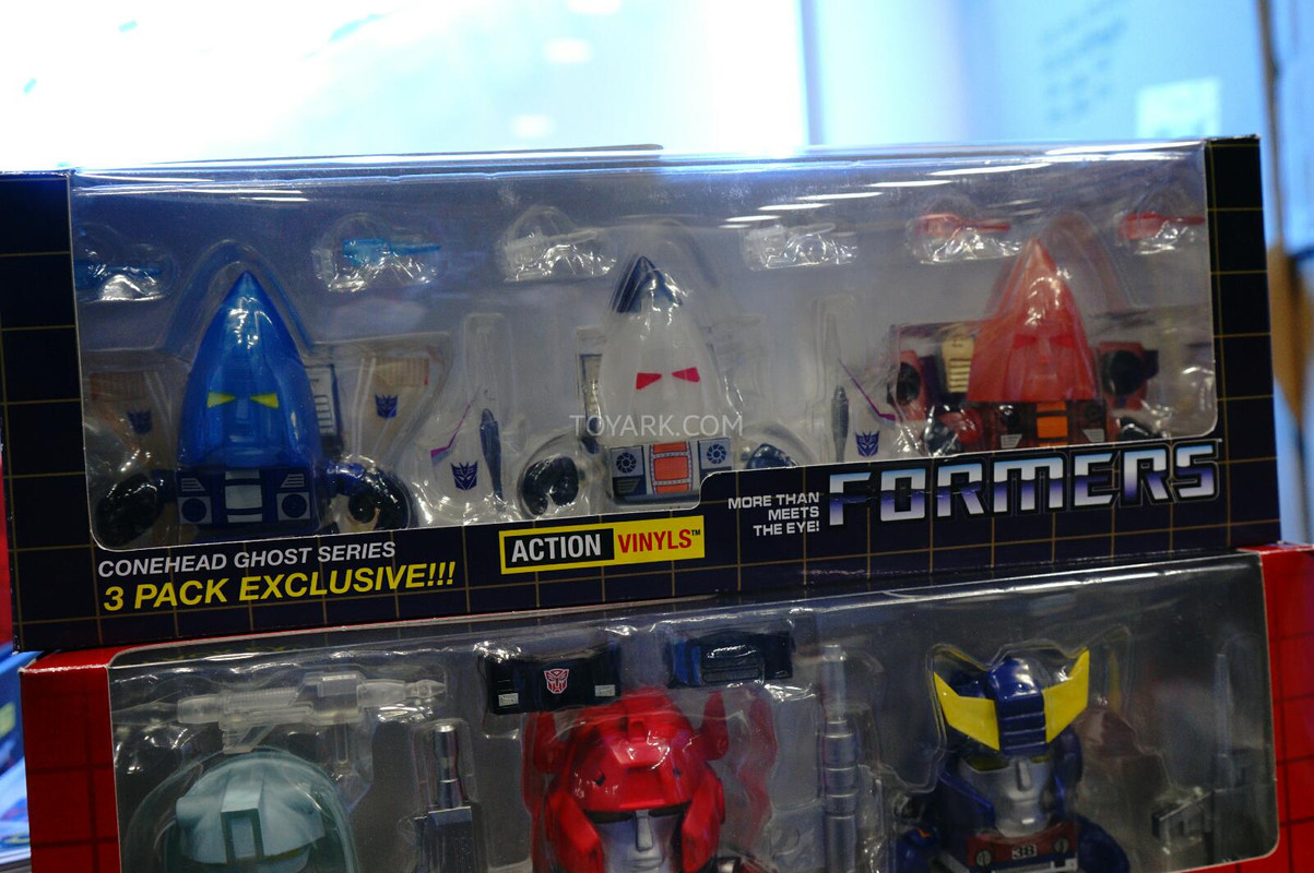 SDCC-2014-Loyal-Subjects-Transformers-008_140633