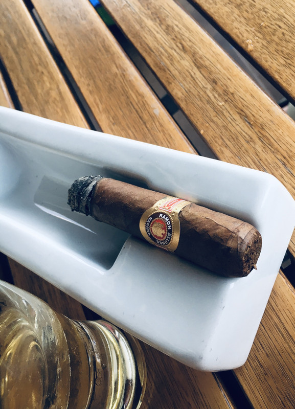 B626F310-D8E4-47F4-87AC-1CDC555D99E4