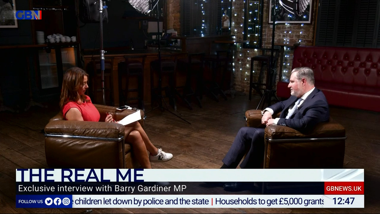 10.19 - 12.00.00 - The Briefing With Gloria De Piero. Your must-watch....ts_snapshot_48.52.374