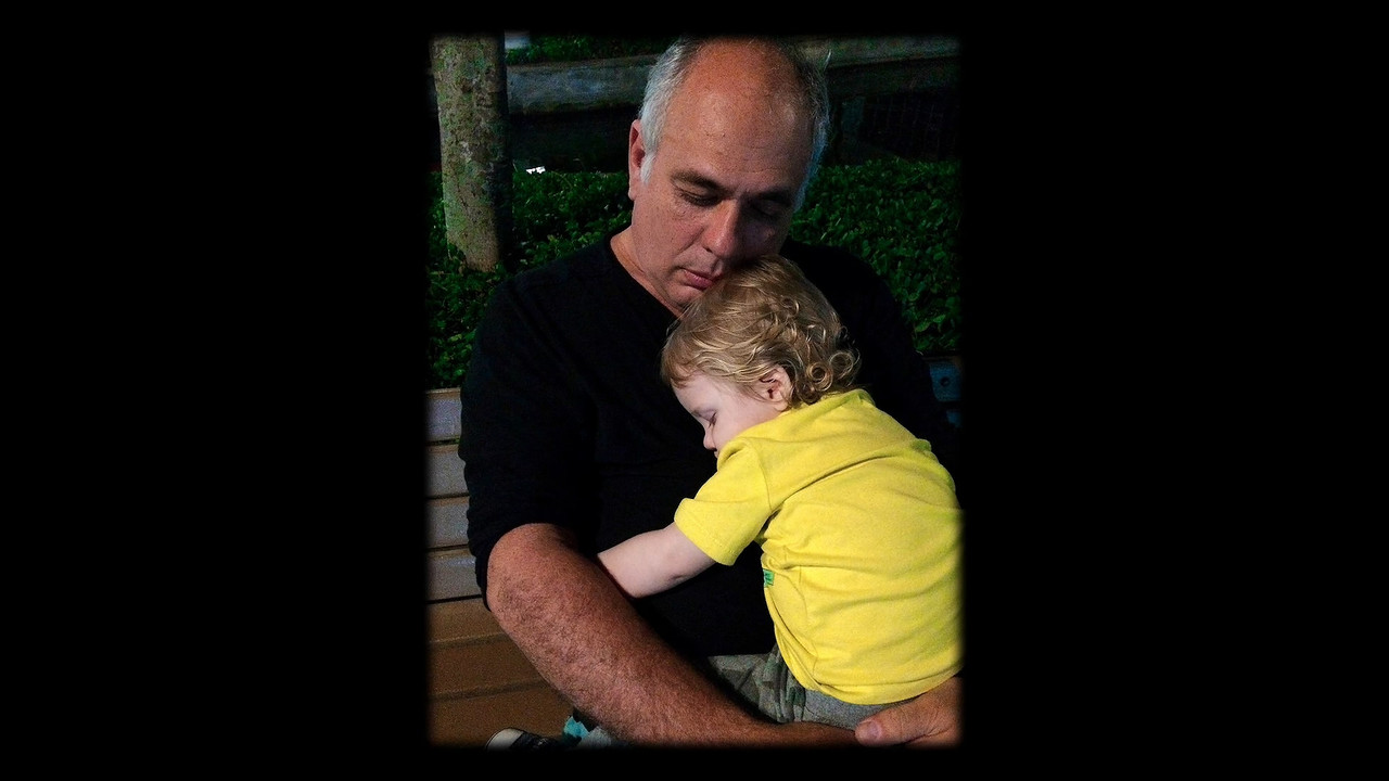 [HR] Dads (2020) [Apple TV  1080p x265]_08