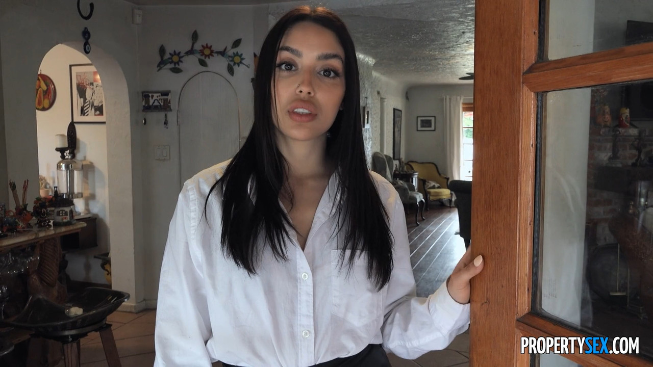 Property Sex Vanessa Sky (1080).mp4_snapshot_00.54.000